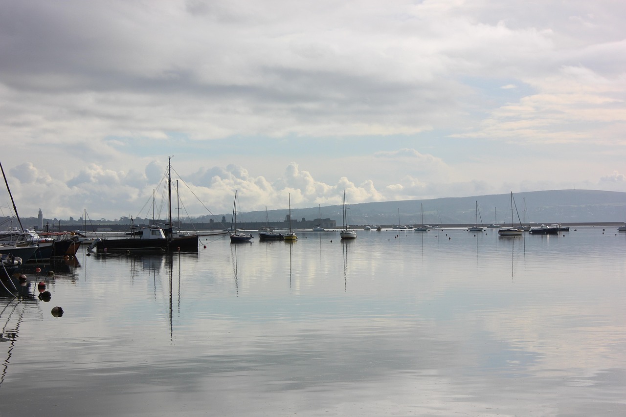 discover the charming coastal town of yarmouth, known for its scenic waterfront, rich maritime history, and vibrant community attractions. explore beautiful beaches, delicious local cuisine, and exciting outdoor activities in this ideal seaside destination.